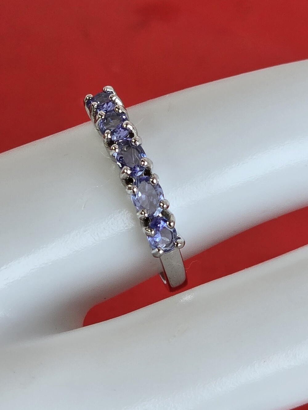 925 Sterling Silver Ring with Natural Tanzanite Gem